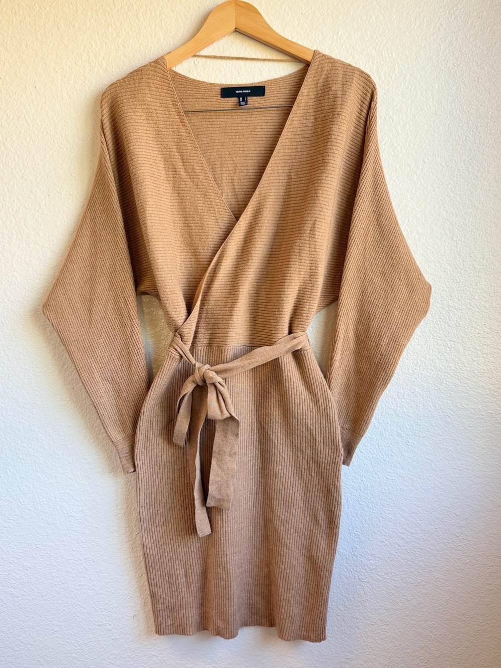 Vero Moda Ribbed Wrap Belted Robe Dress in Camel Beige